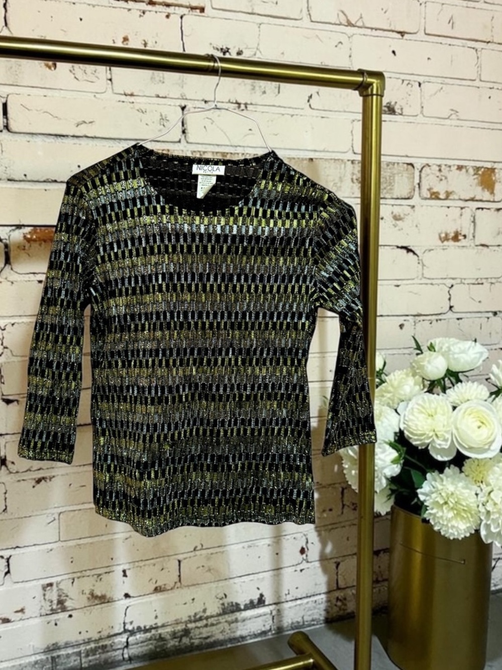 Nicola vintage 90s metallic top